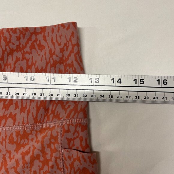 Saturation Stash Leggings from Athleta - Picture 4 of 6